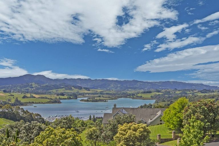 Photo of property in 2 Kauri Drive, Sandspit, Warkworth, 0982