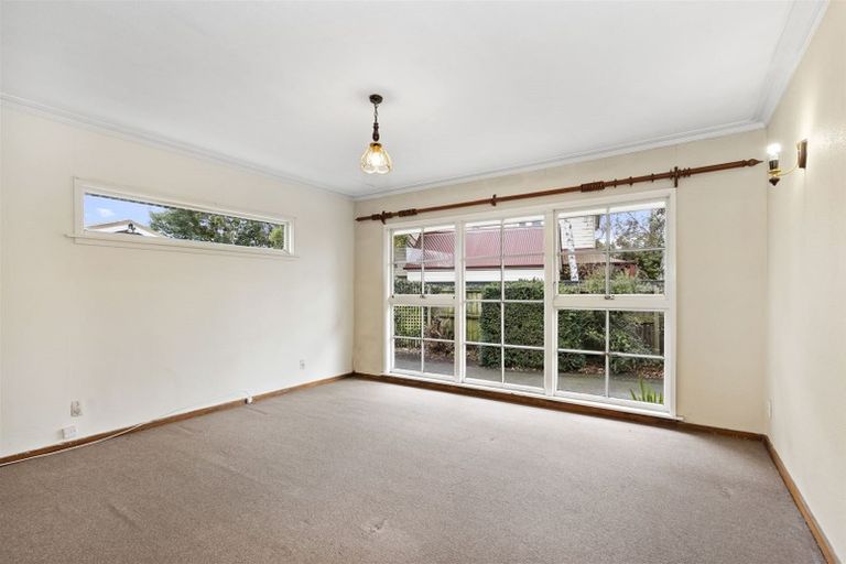 Photo of property in 412 Halswell Road, Halswell, Christchurch, 8025
