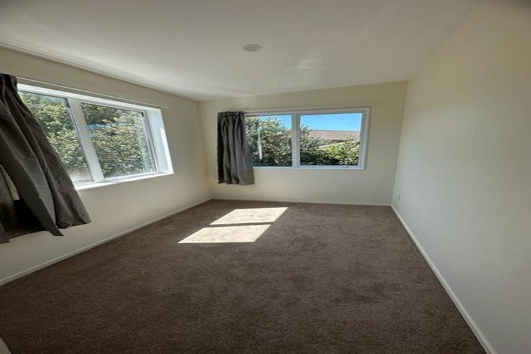 Photo of property in 8 Kentville Place, Somerville, Auckland, 2014