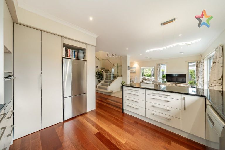 Photo of property in 8c Glen Iris Grove, Woburn, Lower Hutt, 5010