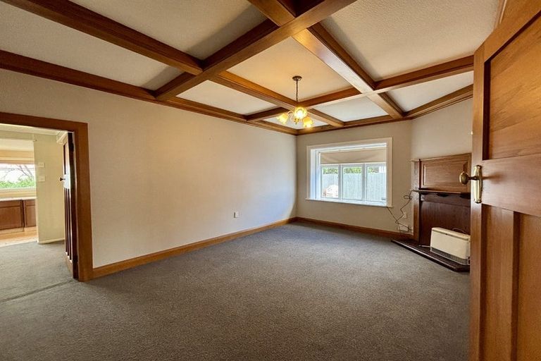 Photo of property in 212 Coutts Street, Rongotai, Wellington, 6022