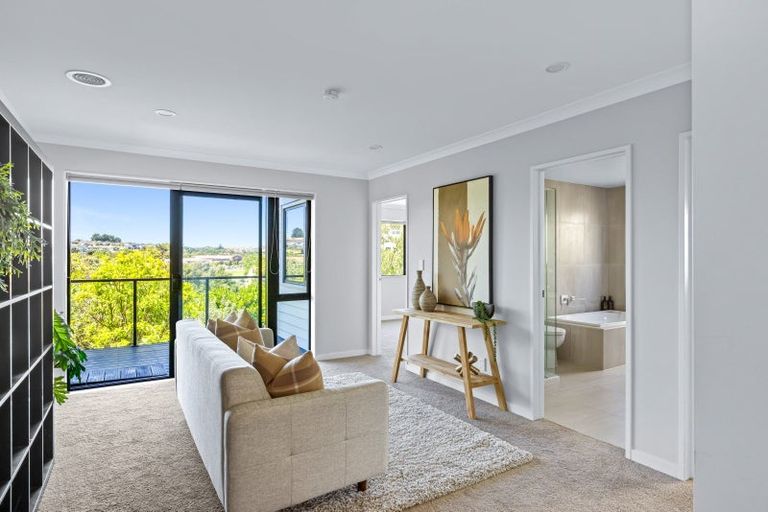 Photo of property in 3 Bella Vista Drive, Gulf Harbour, Whangaparaoa, 0930