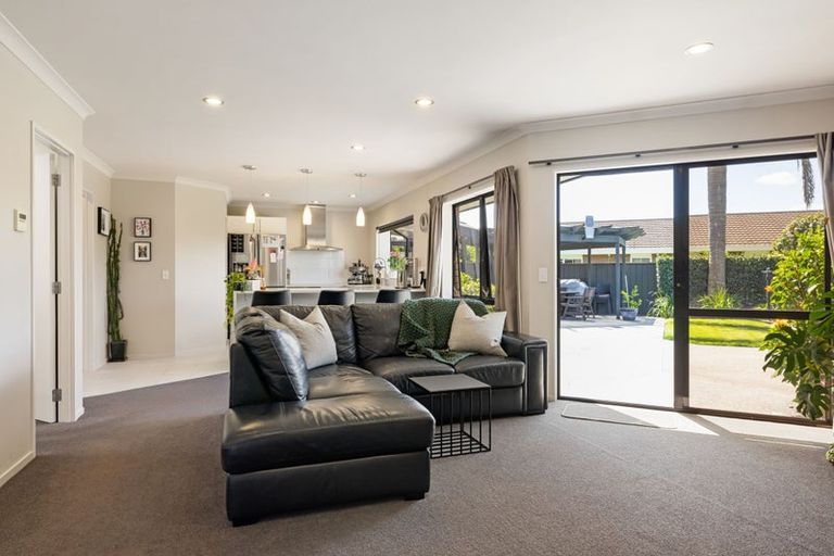 Photo of property in 10 Harrowfield Drive, Harrowfield, Hamilton, 3210