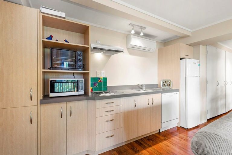 Photo of property in 102b Greenslade Road, Raglan, 3295