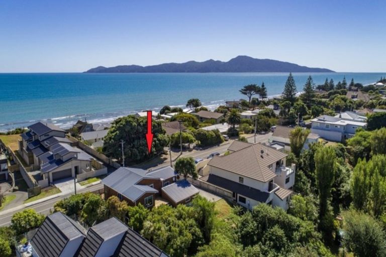 Photo of property in 186-188 Rosetta Road, Raumati South, Paraparaumu, 5032
