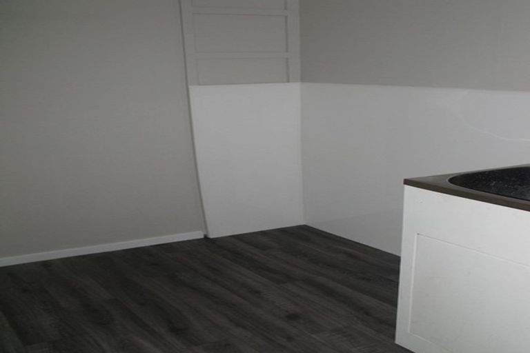 Photo of property in 21 Flanders Avenue, Onekawa, Napier, 4110