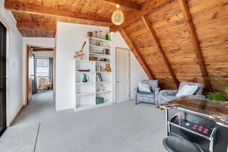 Photo of property in 22b Stanmore Bay Road, Stanmore Bay, Whangaparaoa, 0932