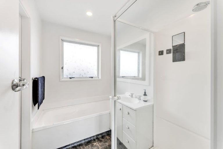 Photo of property in 20 Four Elms Place, Parklands, Christchurch, 8083