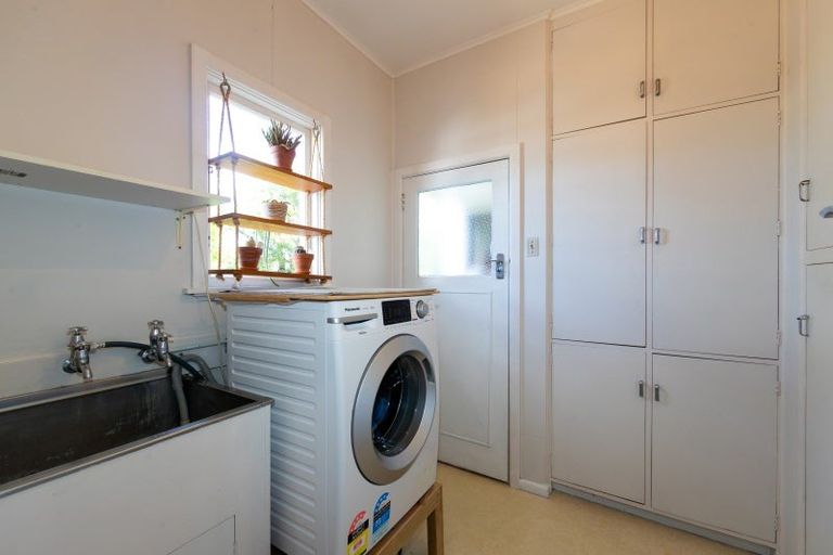 Photo of property in 263 Kennedy Road, Onekawa, Napier, 4110