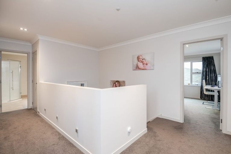 Photo of property in 41 Mauldeth Terrace, Churton Park, Wellington, 6037