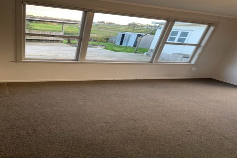 Photo of property in 341 Main Road, Huapai, Kumeu, 0810