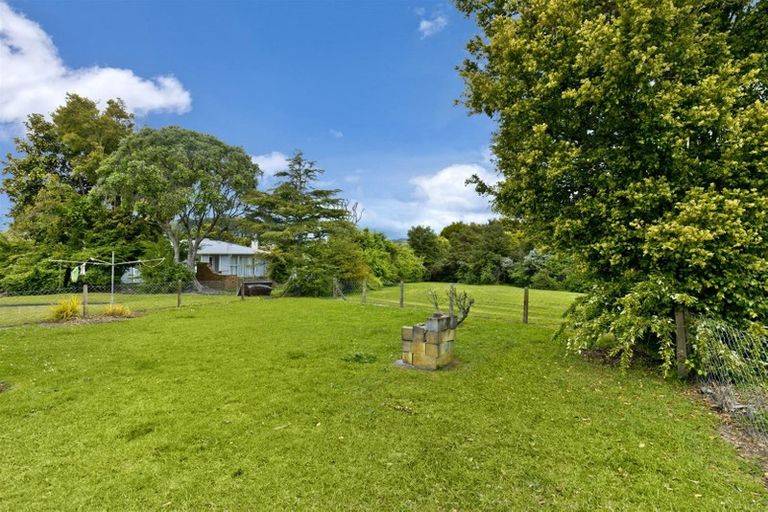 Photo of property in 84 Glendene Avenue, Glendene, Auckland, 0602
