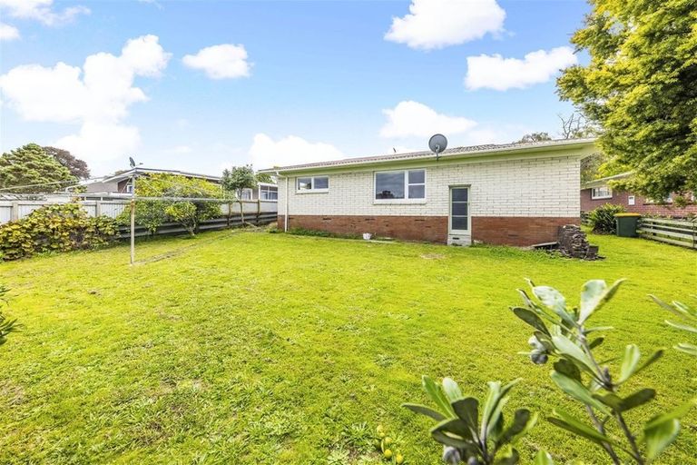 Photo of property in 14 Kayes Road, Pukekohe, 2120