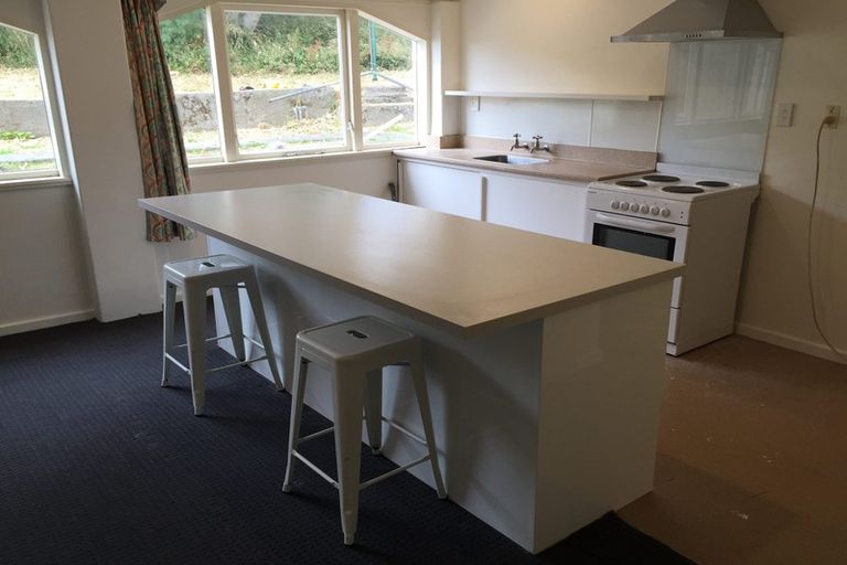 Photo of property in 3/25 Farm Road, Northland, Wellington, 6012