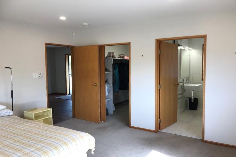 Photo of property in 4 Cedar Place, Amberley, 7410