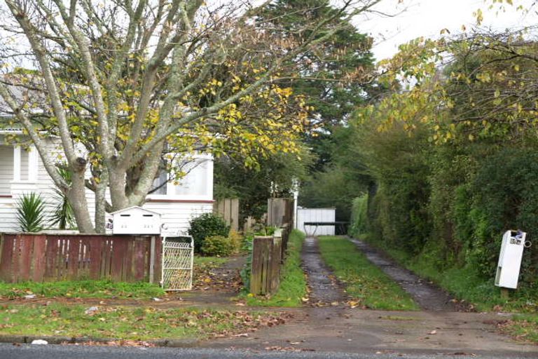 Photo of property in 23 Earlsworth Road, Mangere East, Auckland, 2024