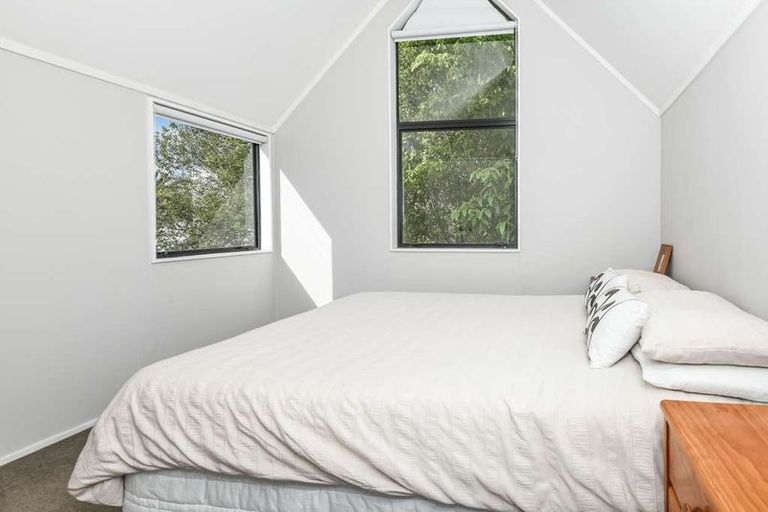 Photo of property in 2/8 Marua Road, Ellerslie, Auckland, 1051