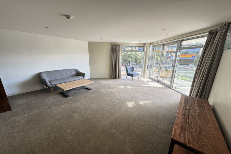 Photo of property in Piermont Apartments, 1a/82 Cable Street, Te Aro, Wellington, 6011