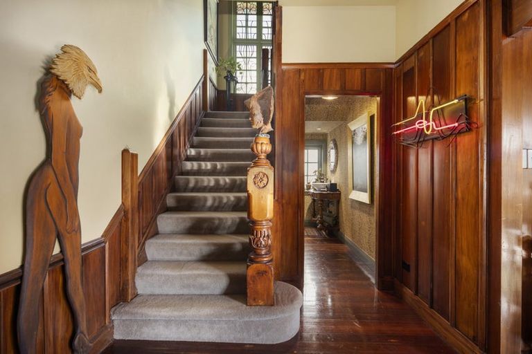 Photo of property in 111 Brougham Street, Mount Victoria, Wellington, 6011