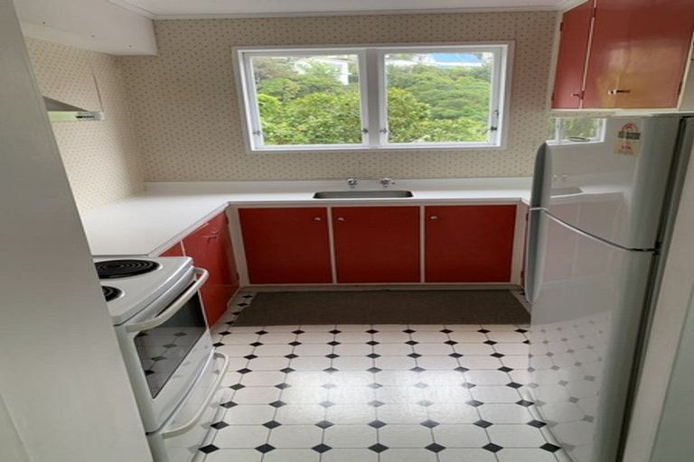 Photo of property in 105 Awarua Street, Ngaio, Wellington, 6035