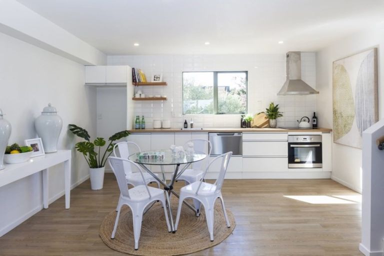 Photo of property in 9/292 Bealey Avenue, Christchurch Central, Christchurch, 8013