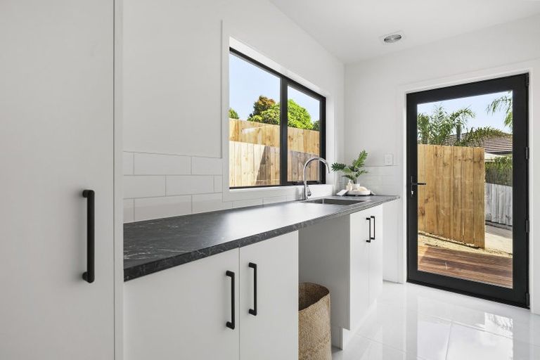 Photo of property in 10 Bob Carter Place, Welcome Bay, Tauranga, 3175