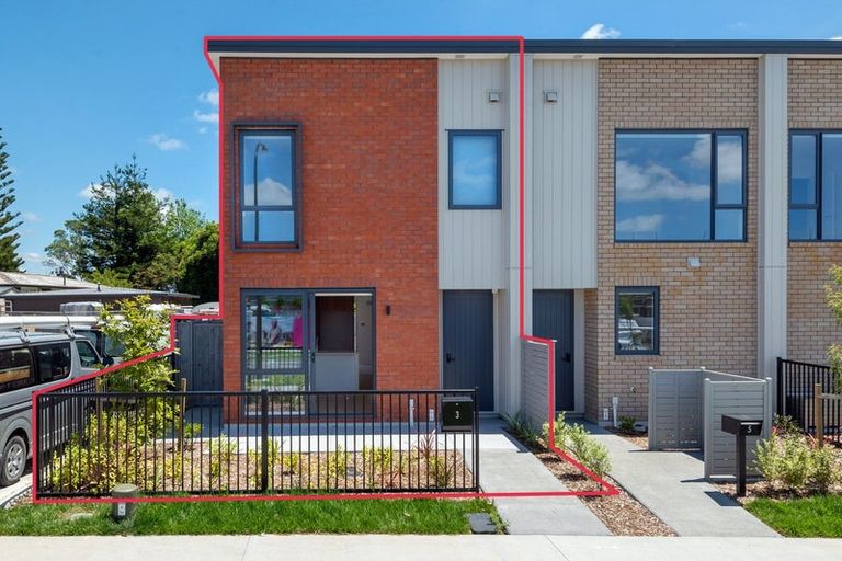 Photo of property in 3 Ngakoro Road, Karaka, Papakura, 2113