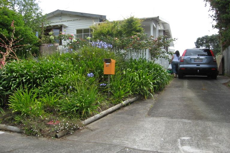 Photo of property in 46 Woodward Avenue, Mangere Bridge, Auckland, 2022