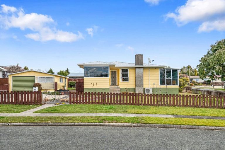 Photo of property in 22 Chartwell Drive, Tokoroa, 3420