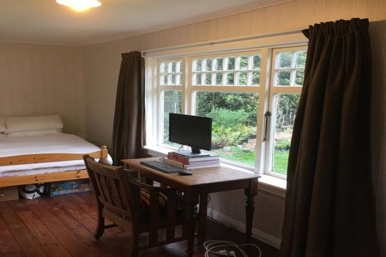 Photo of property in 4 Hayward Street, Featherston, 5710