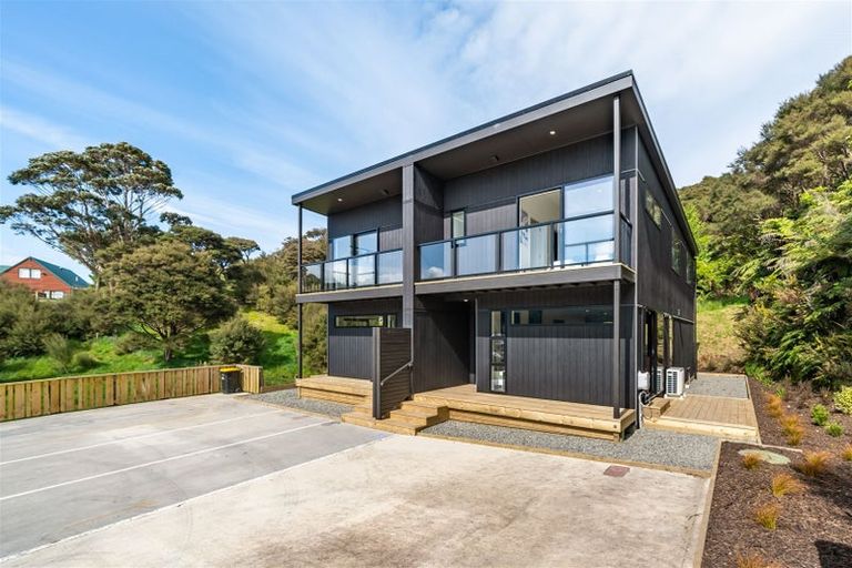 Photo of property in 11 Hastings Grove, Wainuiomata, Lower Hutt, 5014