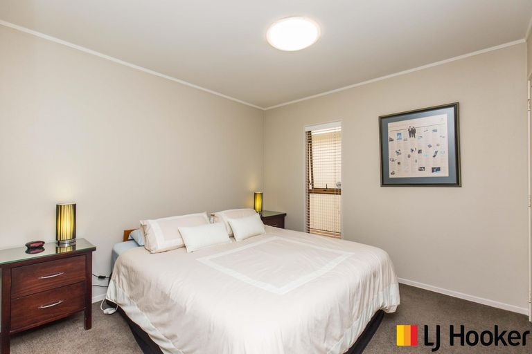 Photo of property in 6 Muirfield Street, Wattle Downs, Auckland, 2103