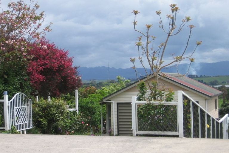 Photo of property in 24 Margaret Drive, Omokoroa, 3114