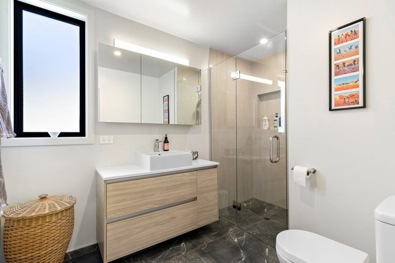 Photo of property in 5 Kerrera Lane, Jacks Point, Queenstown, 9371