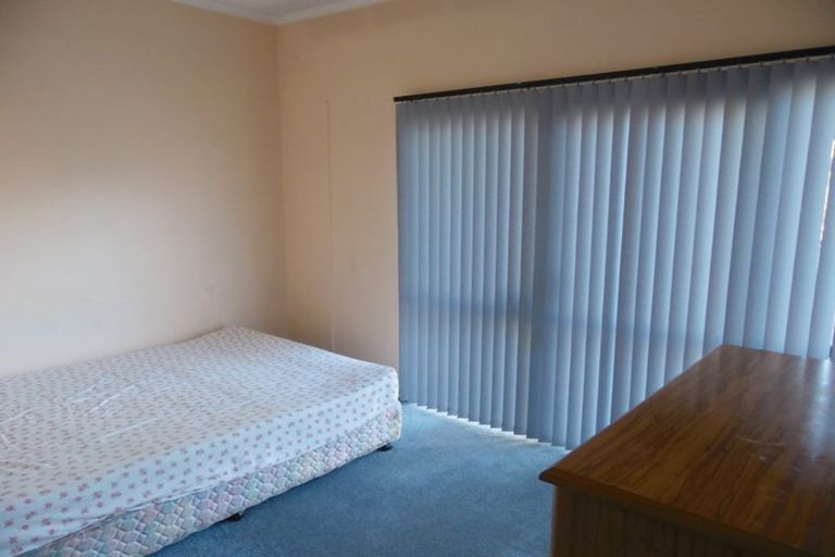 Photo of property in 2 Resolution Place, Bryndwr, Christchurch, 8053