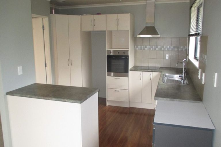 Photo of property in 96 Rototuna Road, Rototuna, Hamilton, 3210