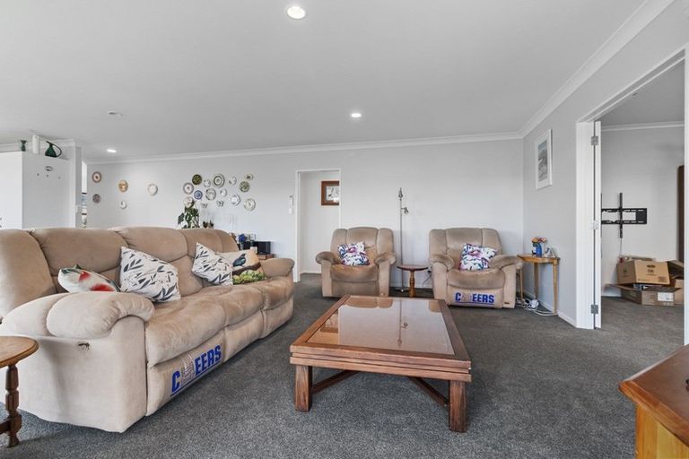 Photo of property in 34 Macmillan Street, Katikati, 3129