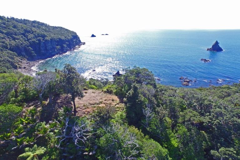 Photo of property in 27 Boulder Bay Drive, Tuateawa, Coromandel, 3583