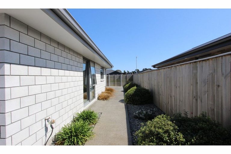 Photo of property in 32 Catalina Crescent, Burleigh, Blenheim, 7201