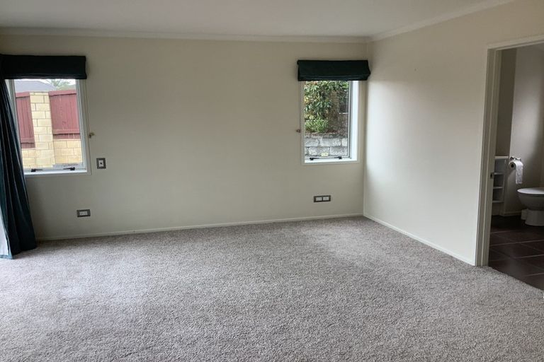 Photo of property in 1 Aufidius Place, Pukekohe, 2120