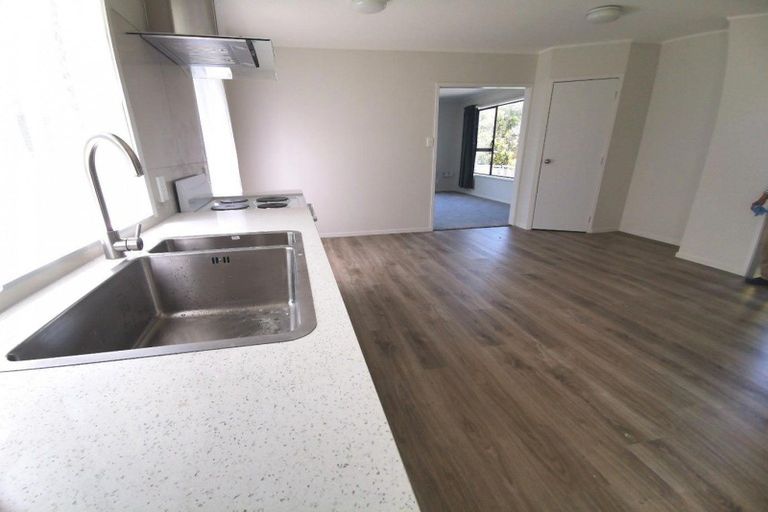 Photo of property in 1/23 Heron Place, Pakuranga Heights, Auckland, 2010