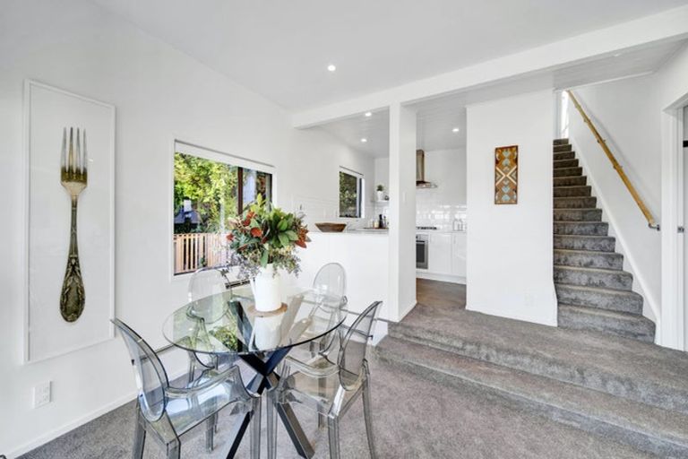 Photo of property in 1/8 Hobday Lane, Mount Pleasant, Christchurch, 8081