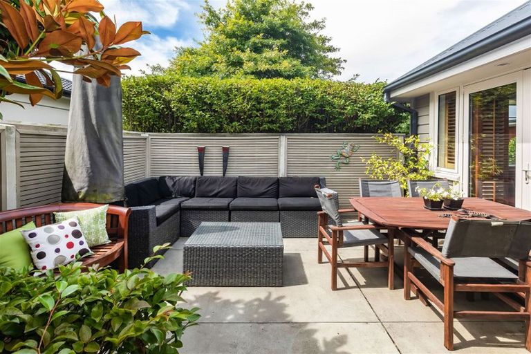 Photo of property in 1 Brookfield Drive, Northwood, Christchurch, 8051