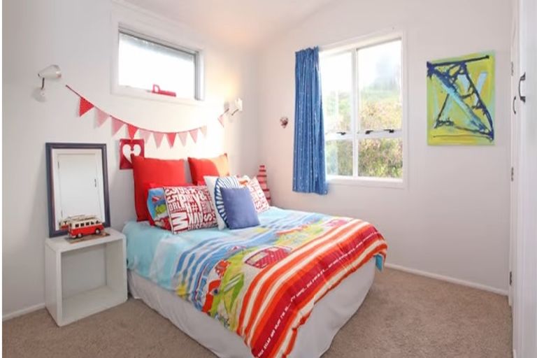 Photo of property in 8 Wainamu Road, Raglan, 3297