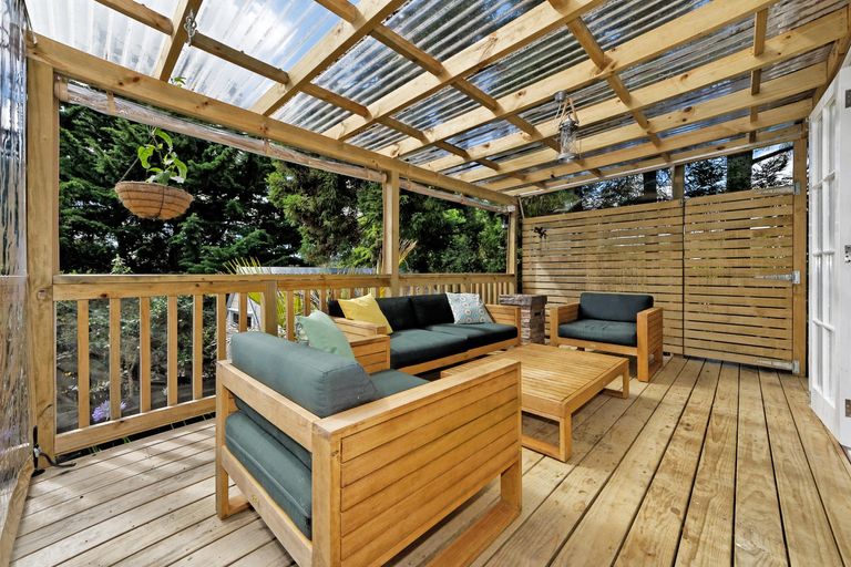 Photo of property in 10a Kashmir Road, Glen Eden, Auckland, 0602