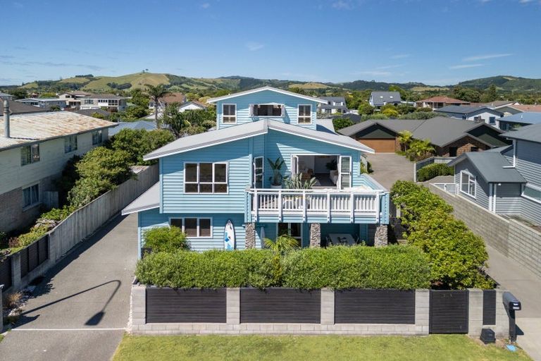 Photo of property in 608a Papamoa Beach Road, Papamoa Beach, Papamoa, 3118
