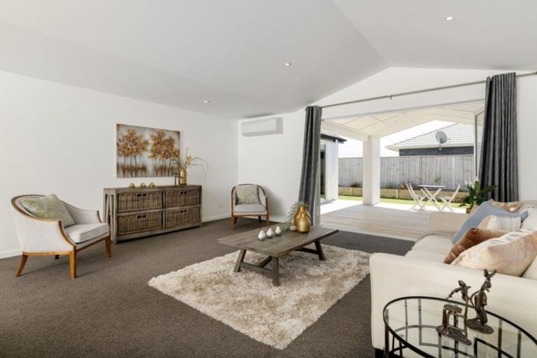 Photo of property in 116 Coast Boulevard, Papamoa Beach, Papamoa, 3118