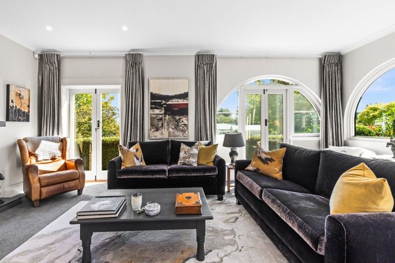 Photo of property in 2 Greenwood Road, Havelock North, 4130