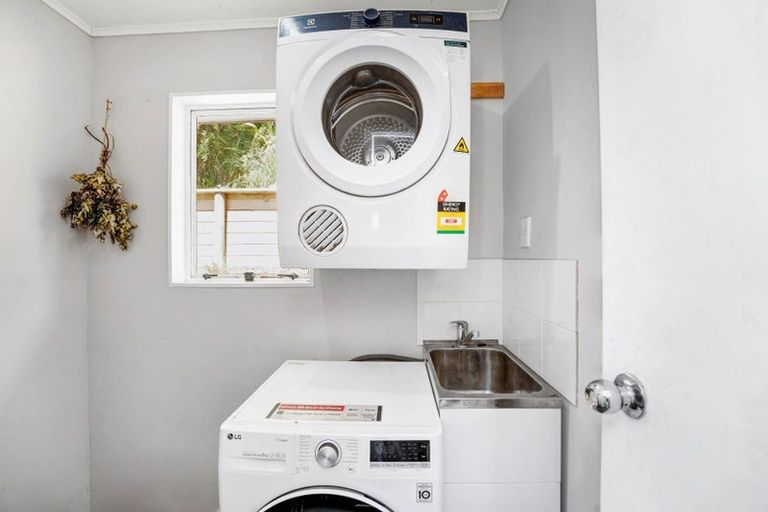 Photo of property in 36 Kingsley Street, Stokes Valley, Lower Hutt, 5019