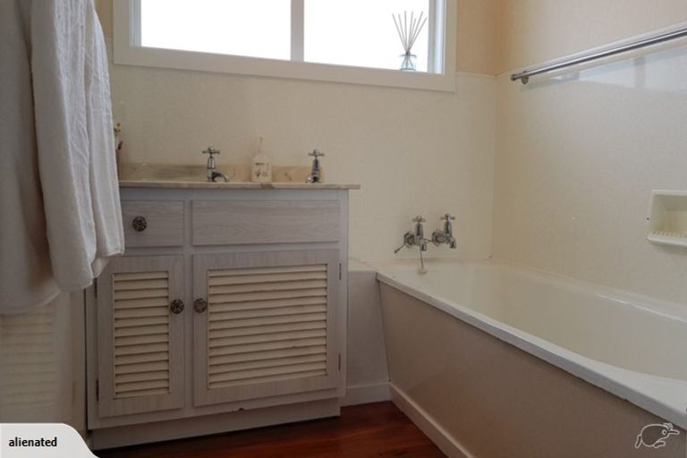 Photo of property in 9 Grand View Road, Te Kamo, Whangarei, 0112